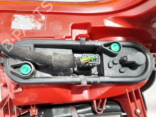 Right taillight PEUGEOT 5008 (0U_, 0E_) 1.6 HDi | BP31409896C35