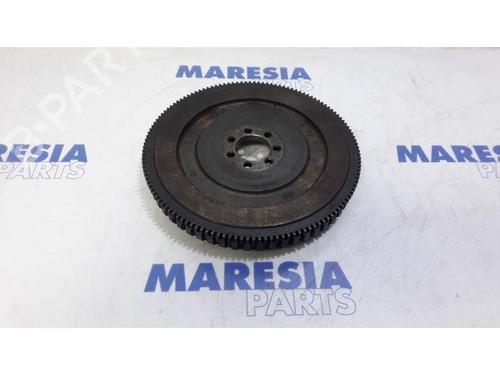 Used Flywheel RENAULT KANGOO Express (FW0/1_) 1.5 dCi 75 (FW07, FW10, FW04) (75 hp) 31393395