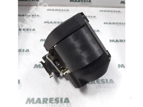 Used Rear center seatbelt Rear center seatbelt RENAULT CLIO II (BB_, CB_) 1.2 16V (BB05, BB0W, BB11, BB27, BB2T, BB2U, BB2V, CB05,... (75 hp) 31476474 31476474