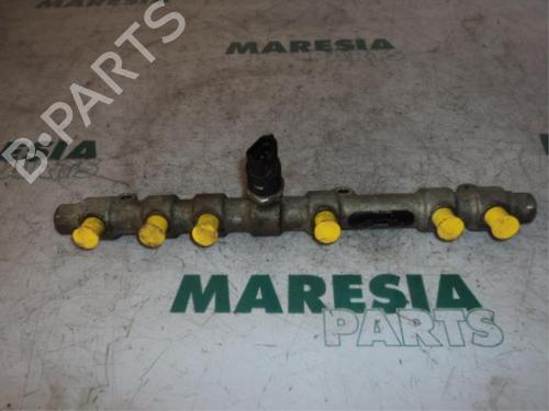 Used Injection rail Injection rail ALFA ROMEO 156 (932_) 2.4 JTD (932A1B__) (140 hp) 31445591 31445591
