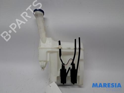 Used Windscreen washer tank Windscreen washer tank 38285072 38285072