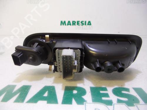 Switch RENAULT TWINGO II (CN0_) 1.2 16V (CN04, CN0B) | BP31529319I30