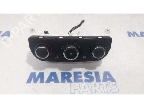 Used Climate control RENAULT CLIO IV (BH_) 0.9 TCe 90 (BHNF, BHMA, BHMH, BHJK, BHJR) (90 hp) 31472846