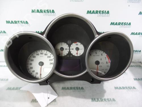 Used Instrument cluster ALFA ROMEO 147 (937_) 1.6 16V T.SPARK ECO (937.AXA1A, 937.BXA1A) (105 hp) 31491184