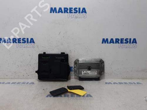 Used Engine control unit (ECU) RENAULT GRAND SCÉNIC III (JZ0/1_) 1.6 16V (JZ0U) (109 hp) 31471605