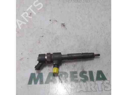 Used Injector FIAT PUNTO (188_) 1.9 JTD 80 (188.237, .257, .337, .357) (80 hp) 31455806