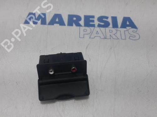 other-renault-megane-iii-hatchback-bz01_-b3_-2008-31438026 main image