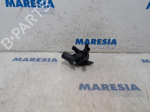 Used Thermostat housing RENAULT CAPTUR I (J5_, H5_) 1.2 TCe 120 (118 hp) 31476163