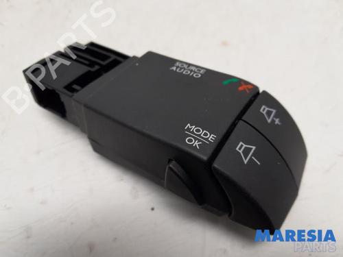 Used Switch RENAULT CLIO IV Grandtour (KH_) 0.9 TCe 90 (90 hp) 31481287