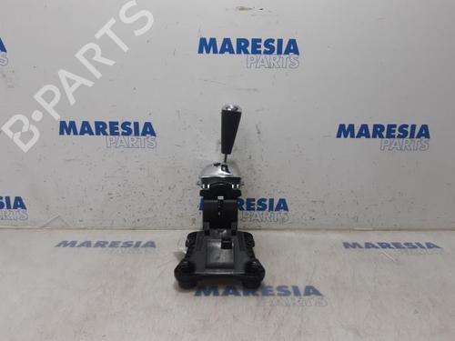 Gearstang PEUGEOT 2008 I (CU_) 1.2 VTi (82 hp) 31392040