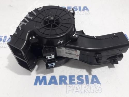 Used Heater blower motor PEUGEOT 508 I (8D_) 2.0 HDi Hybrid4 AWC (163 hp) 31508593