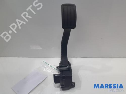 Módulo eletrónico CITROËN C4 Picasso II 1.6 THP 155 (156 hp) 31401885