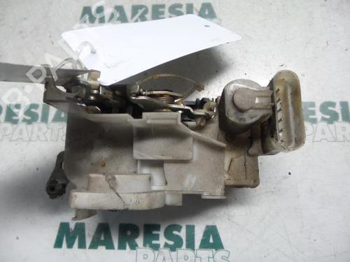 Used Electronic module FIAT PUNTO (188_) 1.2 16V 80 (188.233, .235, .253, .255, .333, .353, .639,... (80 hp) 31498645