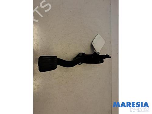 Pedal PEUGEOT 208 I (CA_, CC_) 1.4 HDi (68 hp) 31396570