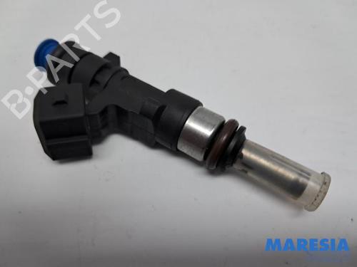Used Injector ALFA ROMEO GIULIETTA (940_) 1.4 TB (940FXA1A, 940FXT1A) (120 hp) 31394784