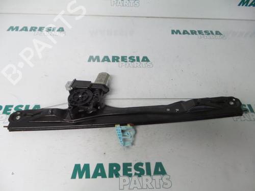 Used Front right window mechanism FIAT DOBLO Bus (263_) 1.3 D Multijet (263AXC1A) (90 hp) 31507798