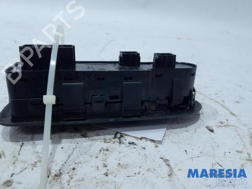 Used Switch CITROËN C3 II (SC_) 1.6 HDi (92 hp) 31462036