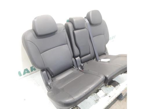 Rear seat CITROËN C-CROSSER (VU_, VV_) 2.2 HDi | BP31392430C17