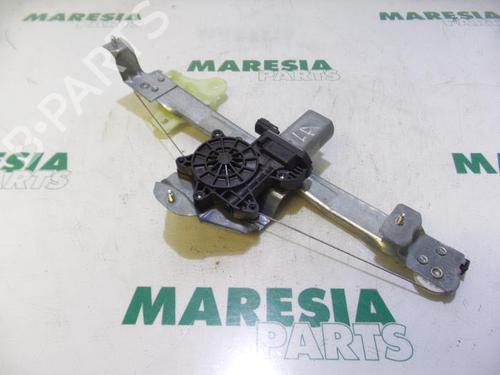 Rudehejsemekanisme venstre bagtil RENAULT CAPTUR I (J5_, H5_) 1.5 dCi 110 (110 hp) 31452773