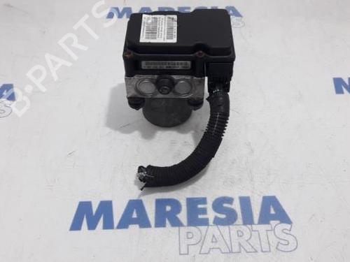 Used ABS pump FIAT SCUDO Van (270_, 272_) 2.0 D Multijet (120 hp) 31478021