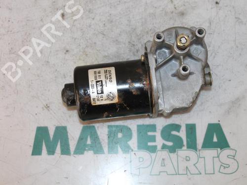 Used Front wiper motor FIAT STILO (192_) 1.8 16V (192AXC1A, 192BXC1A) (133 hp) 31484730