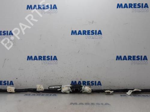 Used Left curtain airbag FIAT PUNTO EVO (199_) 1.3 D Multijet (84 hp) 31488132
