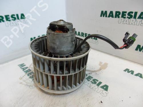 Used Heater blower motor RENAULT ESPACE III (JE0_) 2.2 dCi (JE0K) (130 hp) 31533904