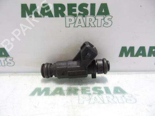 Used Injector LANCIA YPSILON (843_) 1.2 (843.AXB1A) (80 hp) 31448330