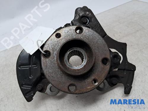 Used Left front steering knuckle Left front steering knuckle FIAT PANDA (312_, 319_) 0.9 (312PXG1A) (86 hp) 40093260 40093260