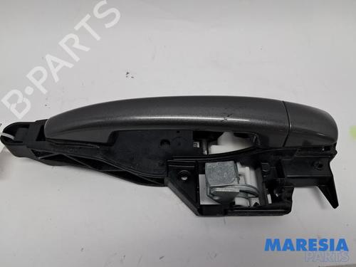Used Rear right exterior door handle Rear right exterior door handle 38312037 38312037