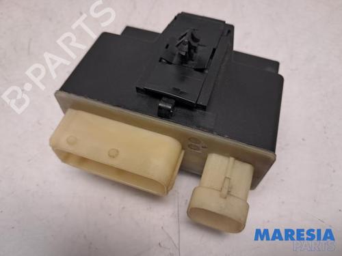 Used Electronic sensor Electronic sensor PEUGEOT 308 SW II (LC_, LJ_, LR_, LX_, L4_) 1.6 BlueHDi 120 (120 hp) 31522076 31522076