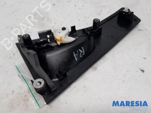 rear-right-exterior-door-handle-renault-clio-iv-grandtour-kh_-2012-2013-2014-2015-2016-2017-2018-2019-2020-2021-31397449 main image