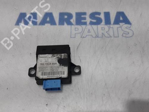 Used Electronic module CITROËN JUMPER II Bus 2.2 HDi 120 (120 hp) 31533750