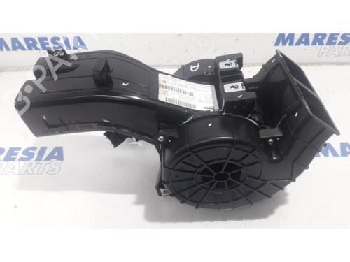 Heater blower motor PEUGEOT 508 SW I (8E_) 2.0 HDi RXH Hybrid4 | BP31509608M62