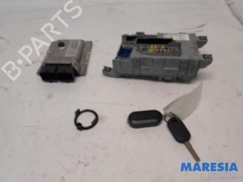 Used Engine control unit (ECU) FIAT PANDA (312_, 319_) 1.2 (312PXA1A) (69 hp) 31439440