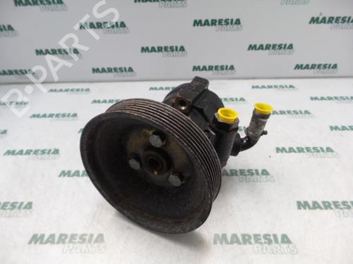 Used Steering pump Steering pump ALFA ROMEO 156 (932_) 2.4 JTD (932A1B__) (140 hp) 31464643 31464643