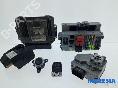 Used Engine control unit (ECU) Engine control unit (ECU) 39449633 39449633