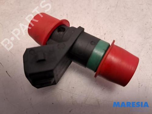 Used Injector RENAULT LAGUNA II Grandtour (KG0/1_) 1.8 16V (KG0B, KG0M) (120 hp) 31426836