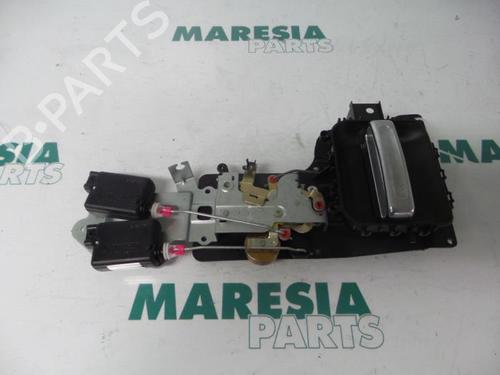 Udvendigt håndtag PEUGEOT 807 (EB_) 2.0 (136 hp) 31487221