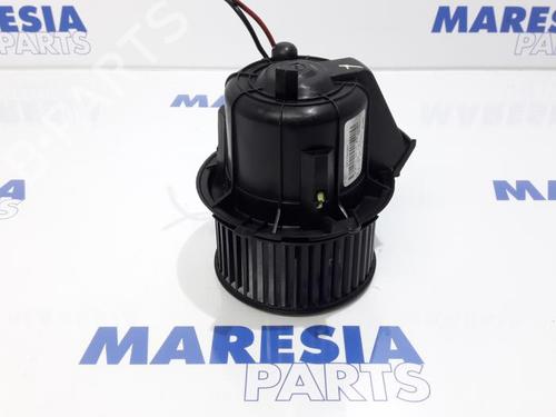 Used Heater blower motor CITROËN C3 II (SC_) 1.6 VTi 120 (120 hp) 31470481