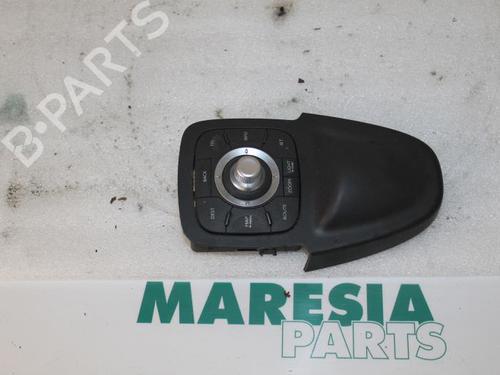 Comutador RENAULT ESPACE IV (JK0/1_) 2.0 dCi (JK01, JK02, JK1J, JK1K, JK1H) (150 hp) 31459801
