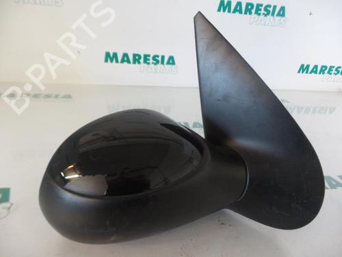 Used Right mirror PEUGEOT 206 Hatchback (2A/C) 1.1 i (60 hp) 31449489