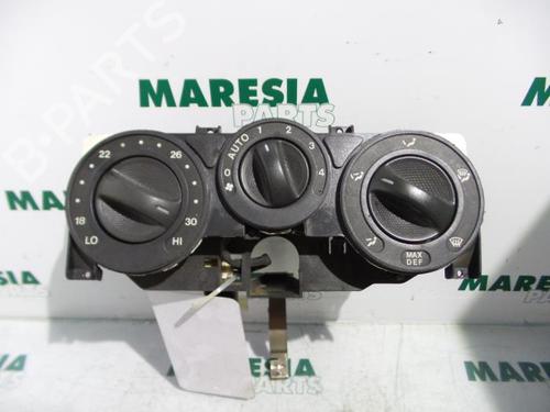 Used Climate control FIAT BRAVO I (182_) 1.2 16V 80 (82 hp) 31532945