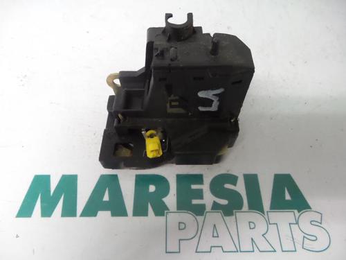 electronic-module-renault-scenic-i-mpv-ja01_-fa0_-1999-2000-2001-2002-2003-2004-2005-2006-2007-2008-2009-2010-31479818 main image