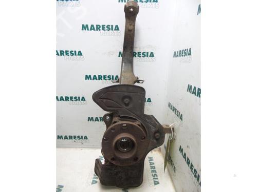 Used Left front steering knuckle ALFA ROMEO 156 (932_) 1.9 JTD (932B2) (105 hp) 31420205