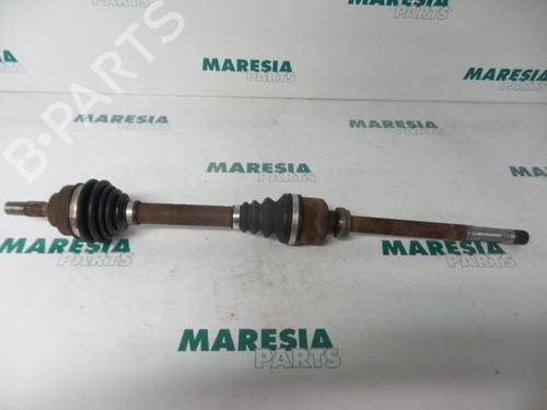 Used Right front driveshaft Right front driveshaft CITROËN BERLINGO / BERLINGO FIRST Box Body/MPV (M_) 1.6 HDI 75 (MB9HW) (75 hp) 31416378 31416378