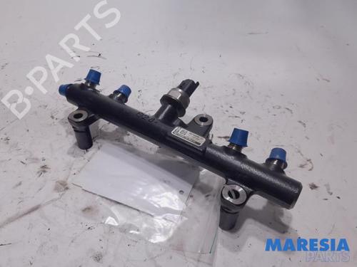 Injection rail PEUGEOT 508 I (8D_) 2.0 HDi Hybrid4 AWC | BP31488598M98 - Image 2