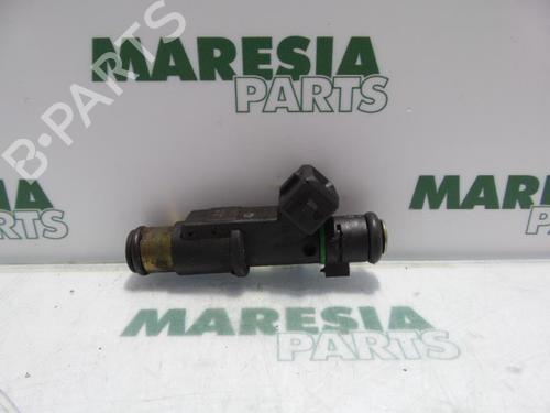 Used Injector PEUGEOT 407 SW (6E_, 6D_) 1.8 (116 hp) 31470428
