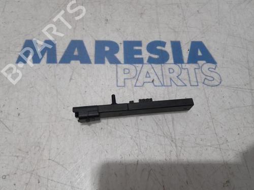 electronic-module-peugeot-expert-van-v_-2016-31535740 main image