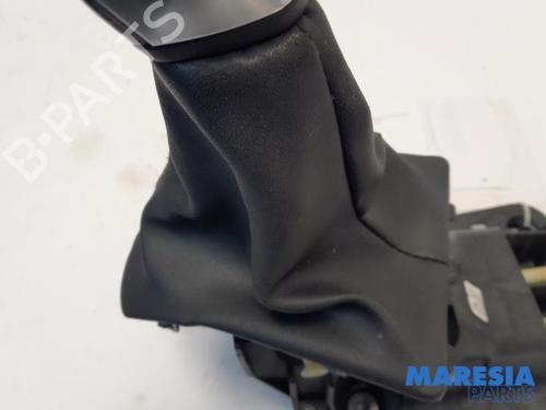 Gear lever PEUGEOT 208 I (CA_, CC_) 1.2 VTI 82 | BP31408144M90